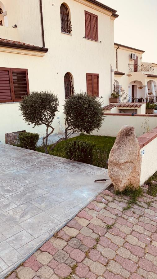 Casa Vacanza Tanaunella Villa Budoni Bagian luar foto