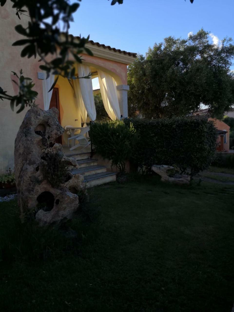 Casa Vacanza Tanaunella Villa Budoni Bagian luar foto